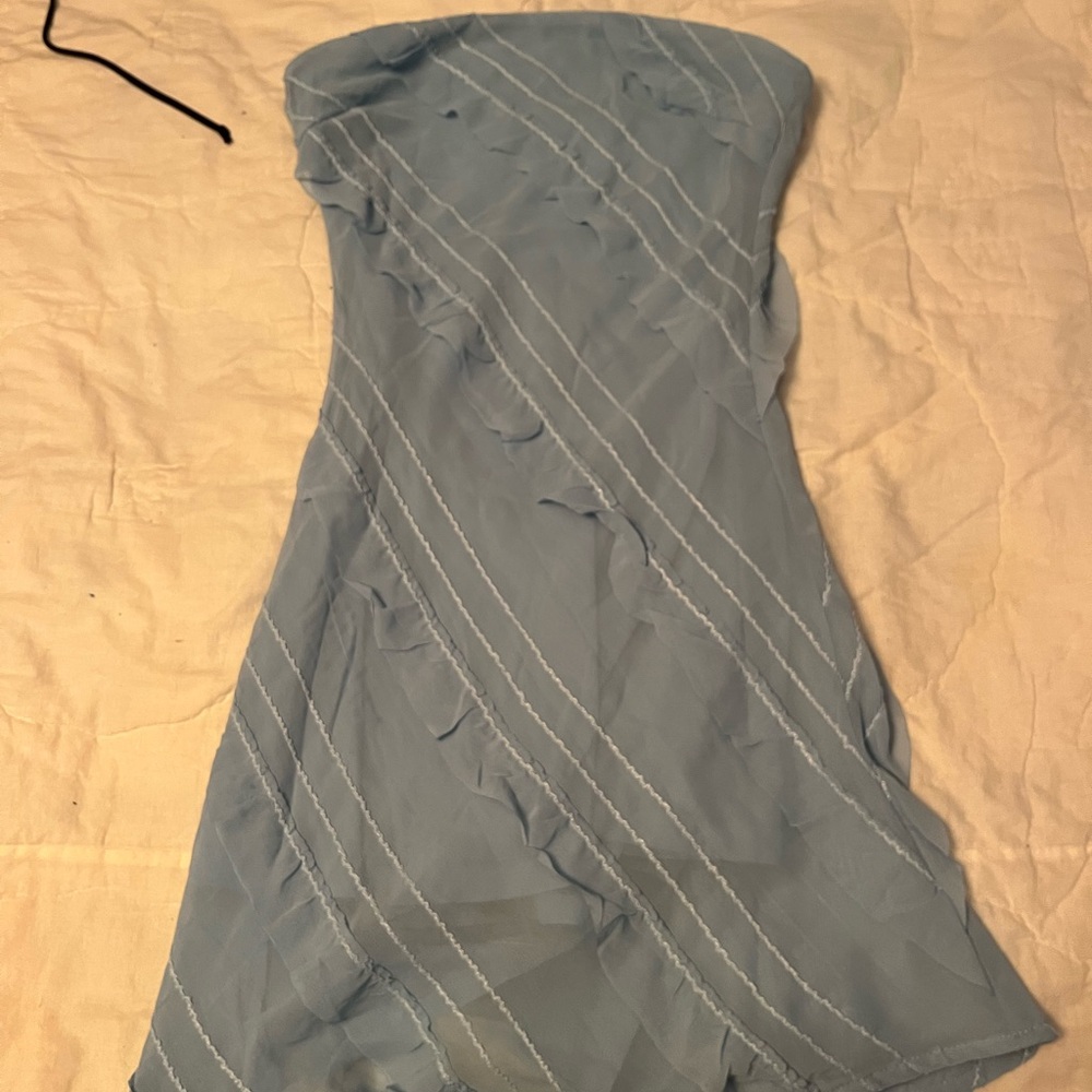 Elegant Blue Strapless Dress